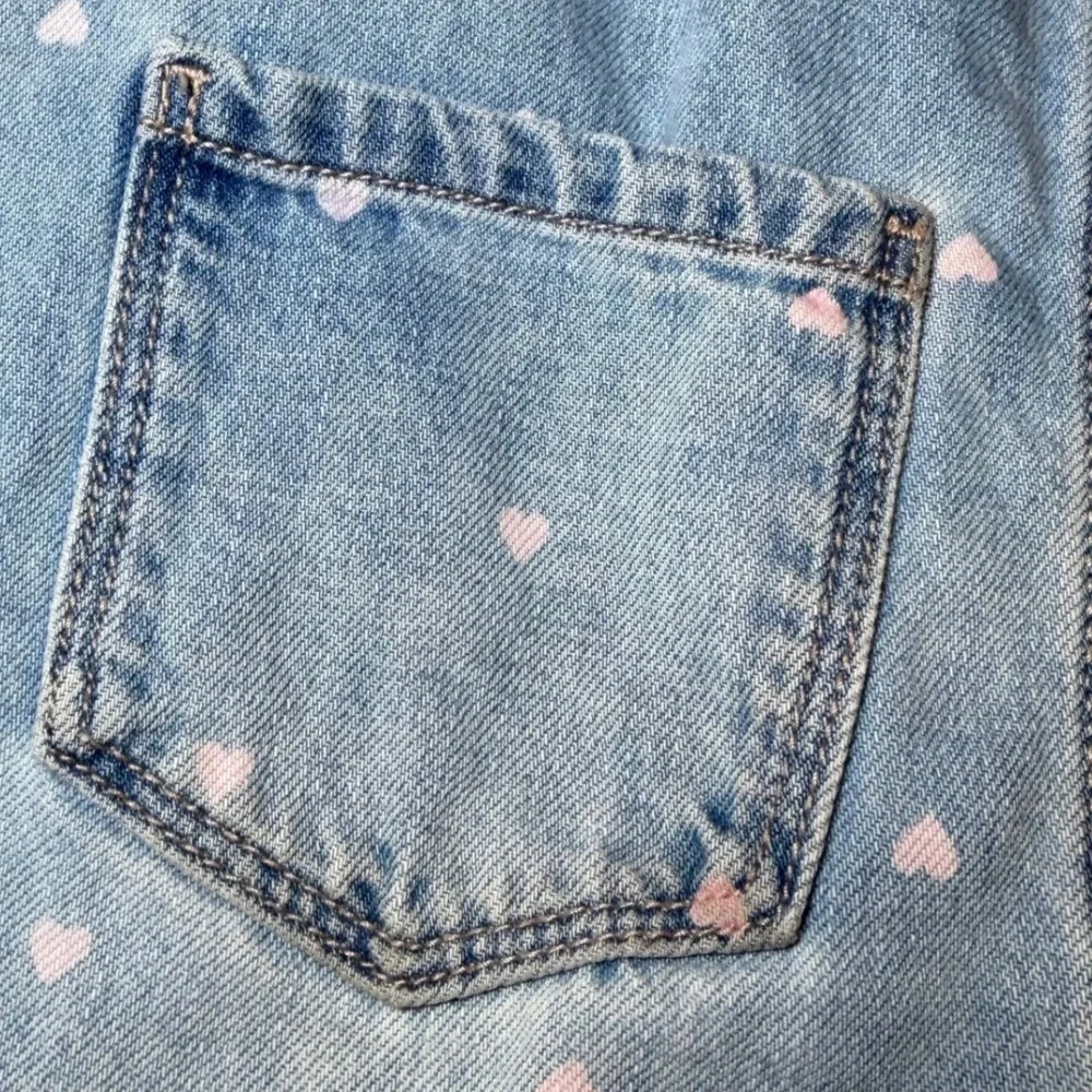 OshKosh Bgosh Toddler Girls Size 4T Denim Overalls Pink Heart Print Bibs Play